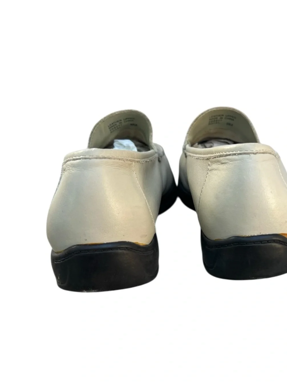 Mootsies Tootsies Leather driving - style loafer. SZ.9M